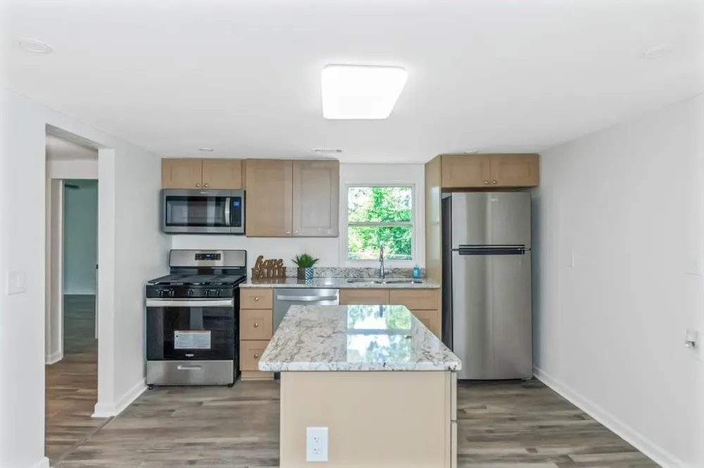 204 Mill Barnesville, GA 30204