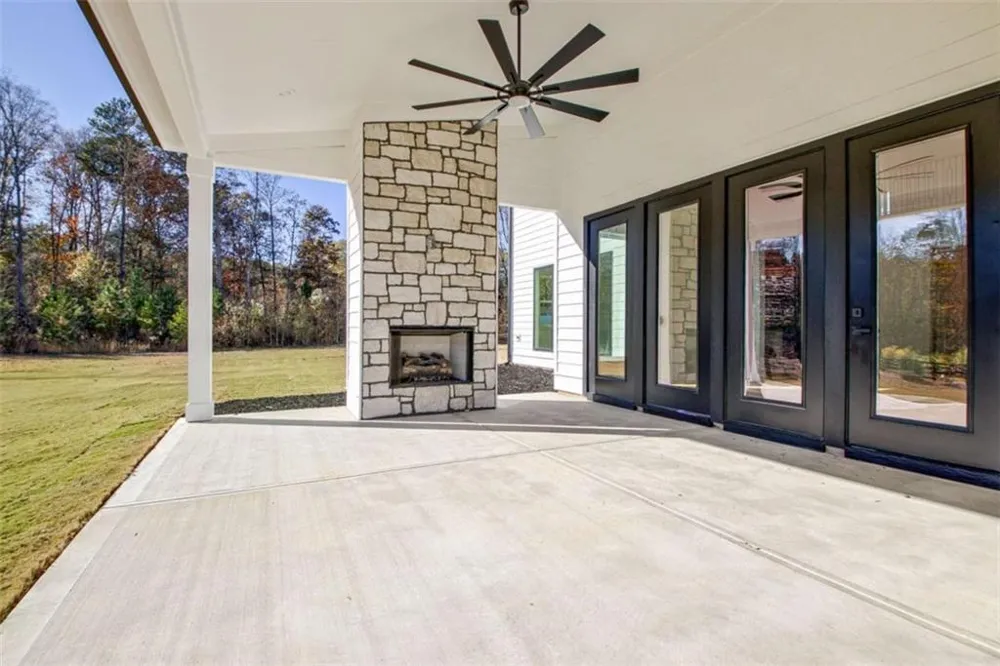 130 Grace Hope Drive Brooks, GA 30205