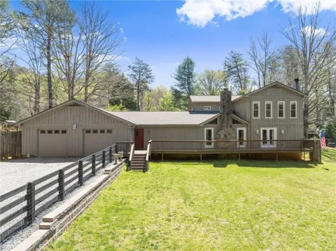 290 Chastain Road