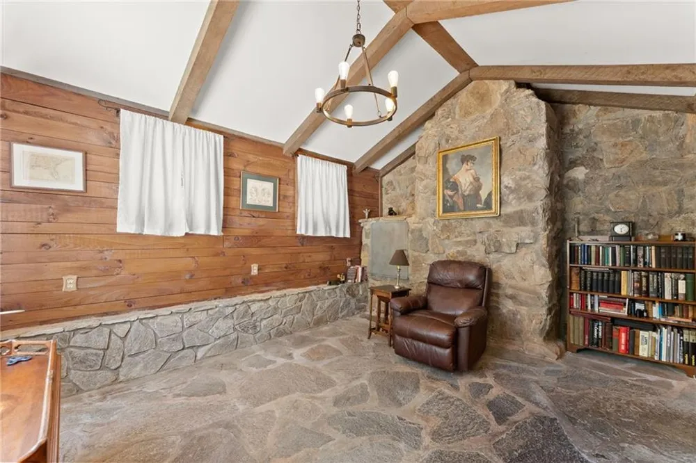 290 Chastain Road Sautee Nacoochee, GA 30571