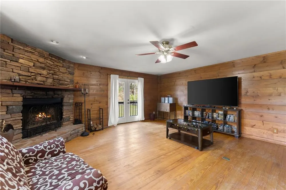 290 Chastain Road Sautee Nacoochee, GA 30571