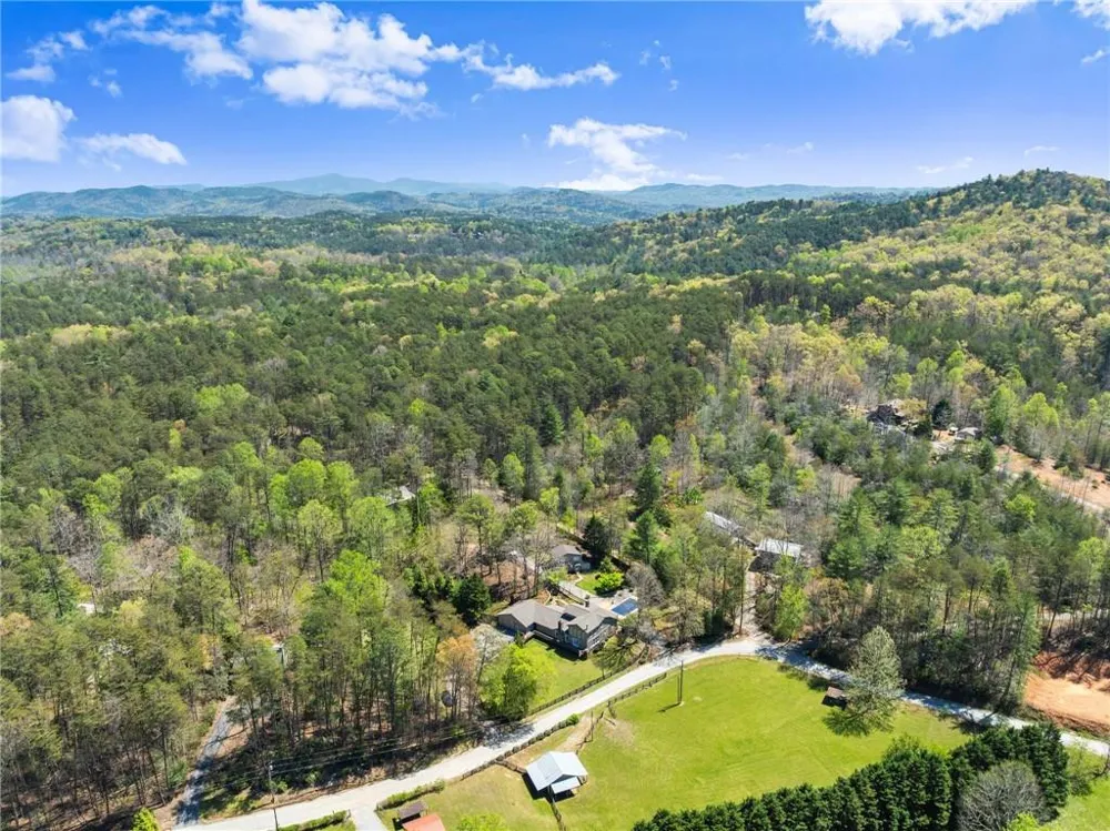 290 Chastain Road Sautee Nacoochee, GA 30571