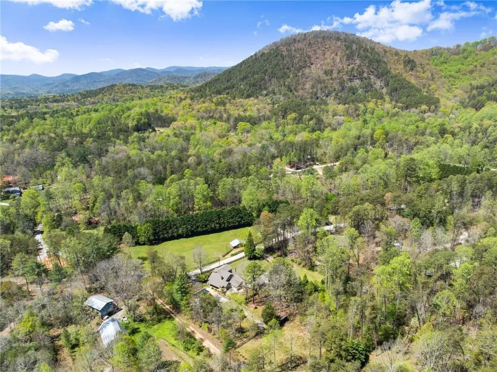 290 Chastain Road Sautee Nacoochee, GA 30571