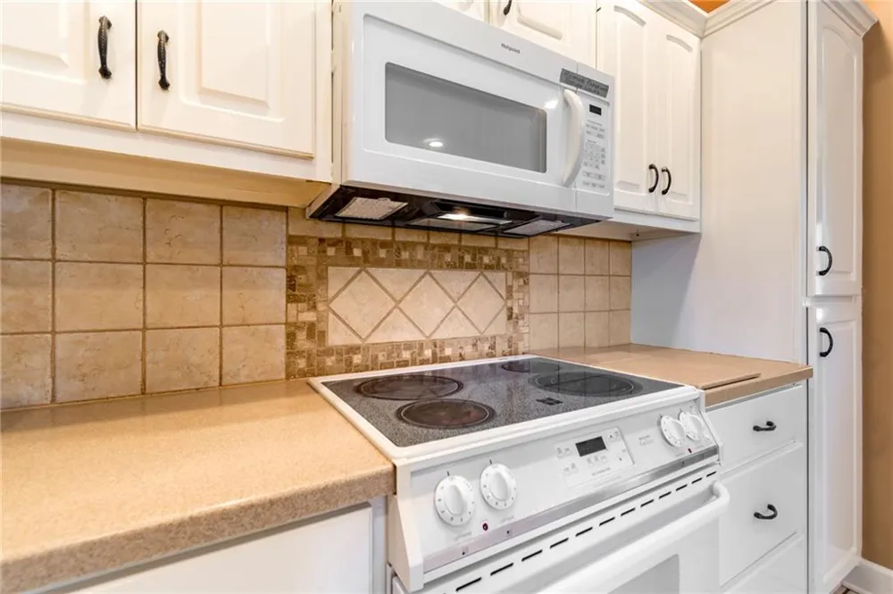 6628 Windvane Point Clermont, GA 30527