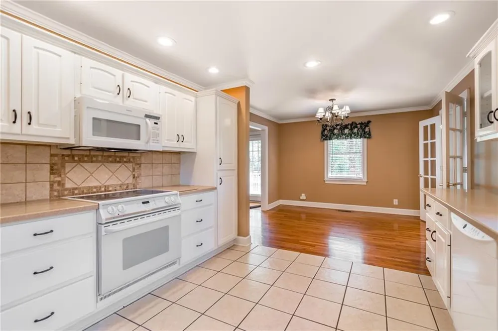 6628 Windvane Point Clermont, GA 30527