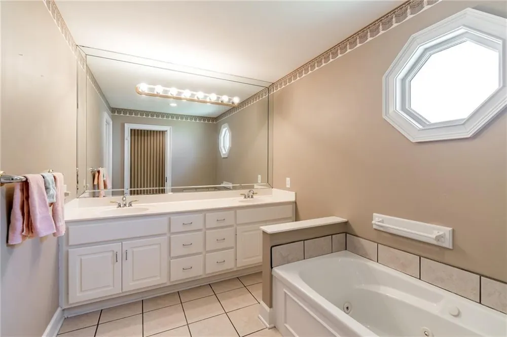 6628 Windvane Point Clermont, GA 30527