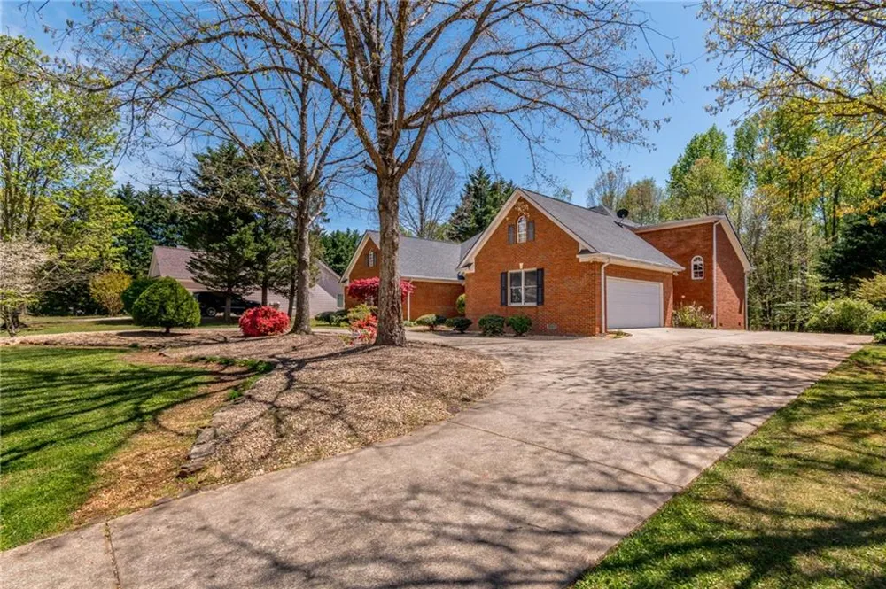 6628 Windvane Point Clermont, GA 30527