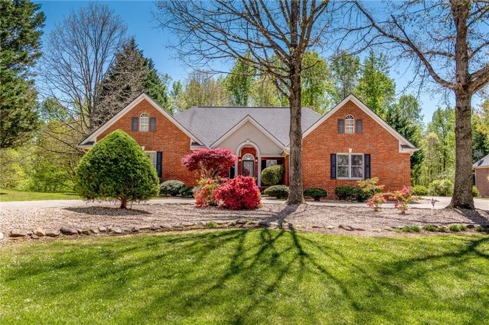6628 Windvane Point Clermont, GA 30527