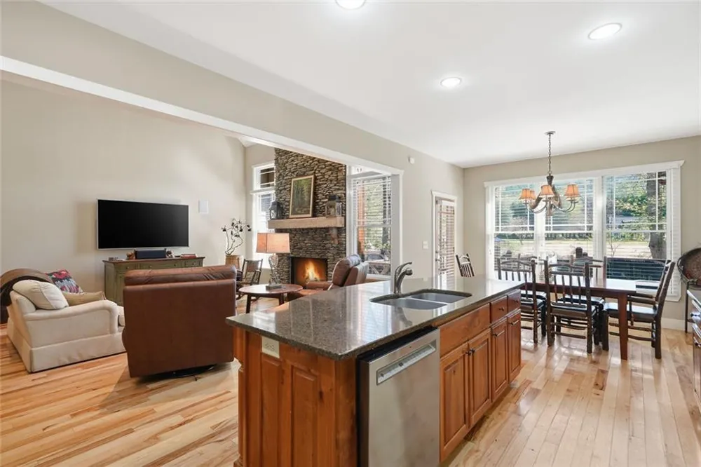 2171 Big Pine Drive Hiawassee, GA 30546