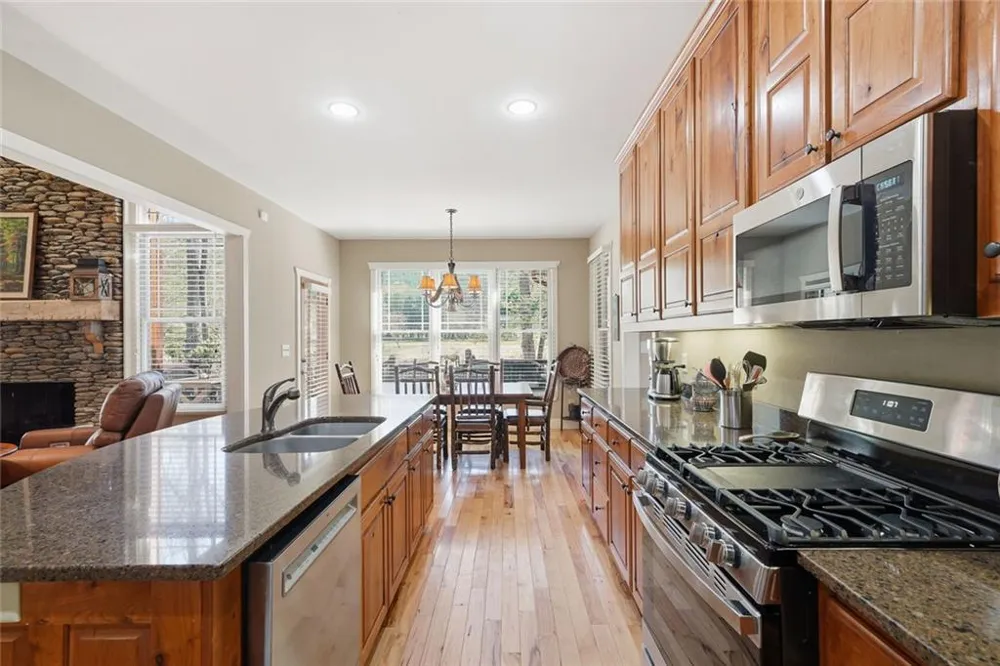 2171 Big Pine Drive Hiawassee, GA 30546