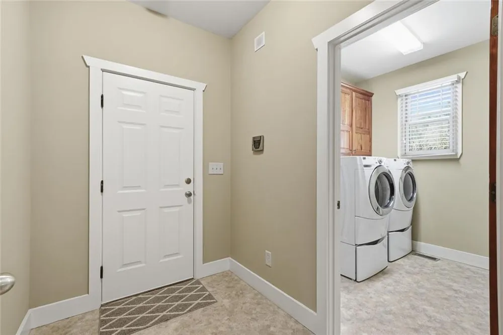 2171 Big Pine Drive Hiawassee, GA 30546