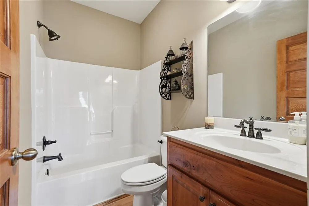 2171 Big Pine Drive Hiawassee, GA 30546