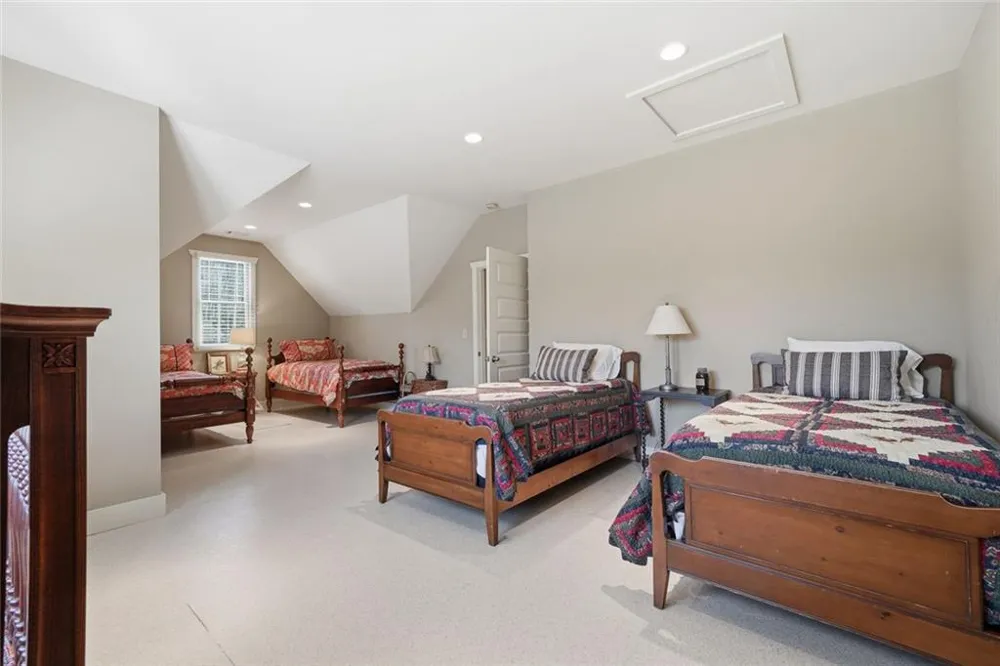 2171 Big Pine Drive Hiawassee, GA 30546