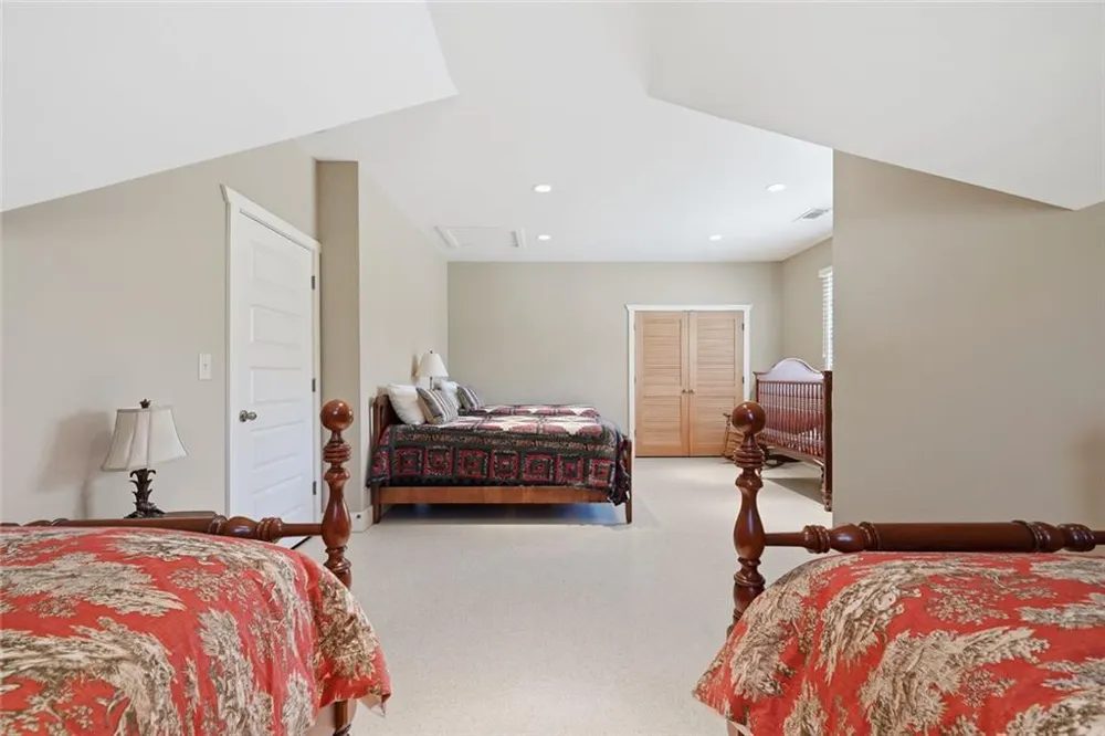 2171 Big Pine Drive Hiawassee, GA 30546