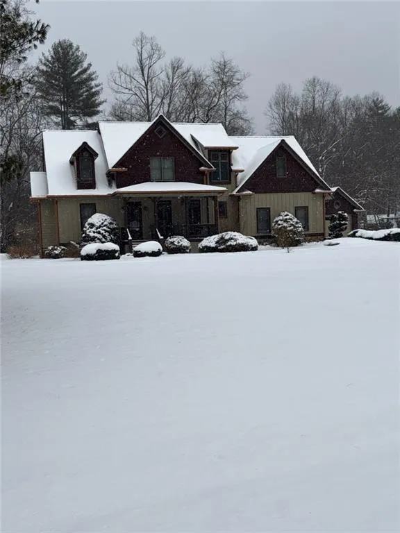 2171 Big Pine Drive Hiawassee, GA 30546