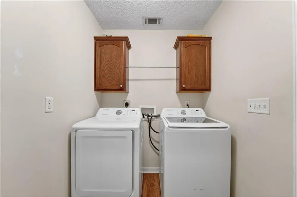 359 Poole Road Ludowici, GA 31316