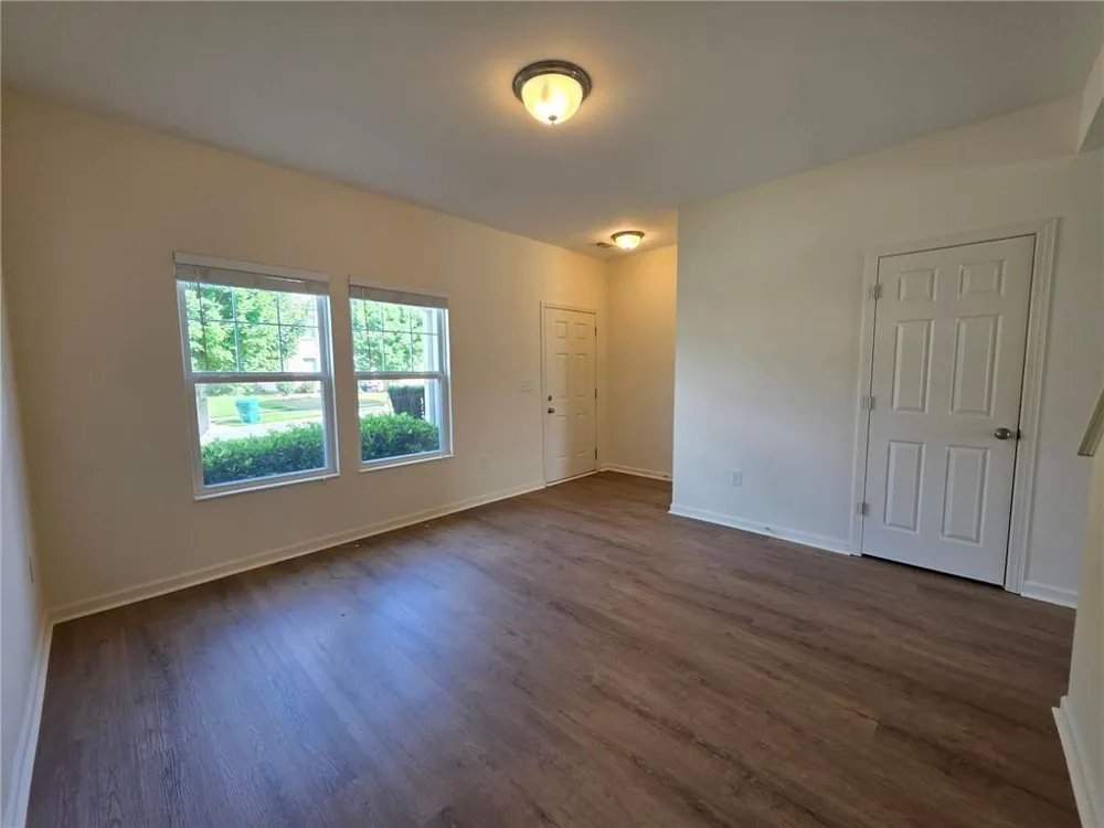1490 Avalon Creek Road Sugar Hill, GA 30518