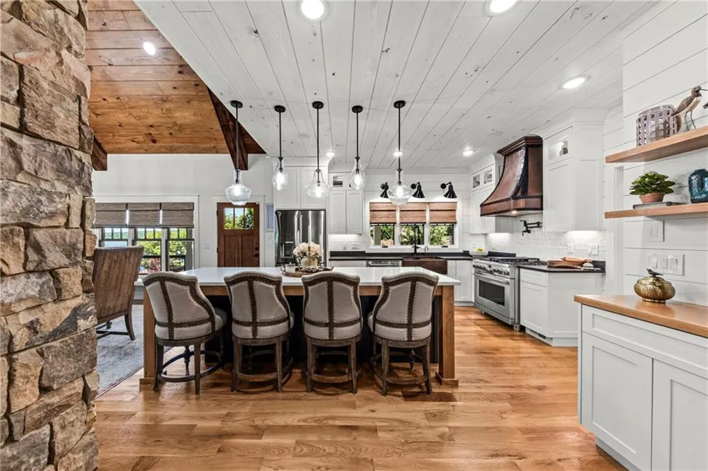 1951 Northwoods Drive Greensboro, GA 30642
