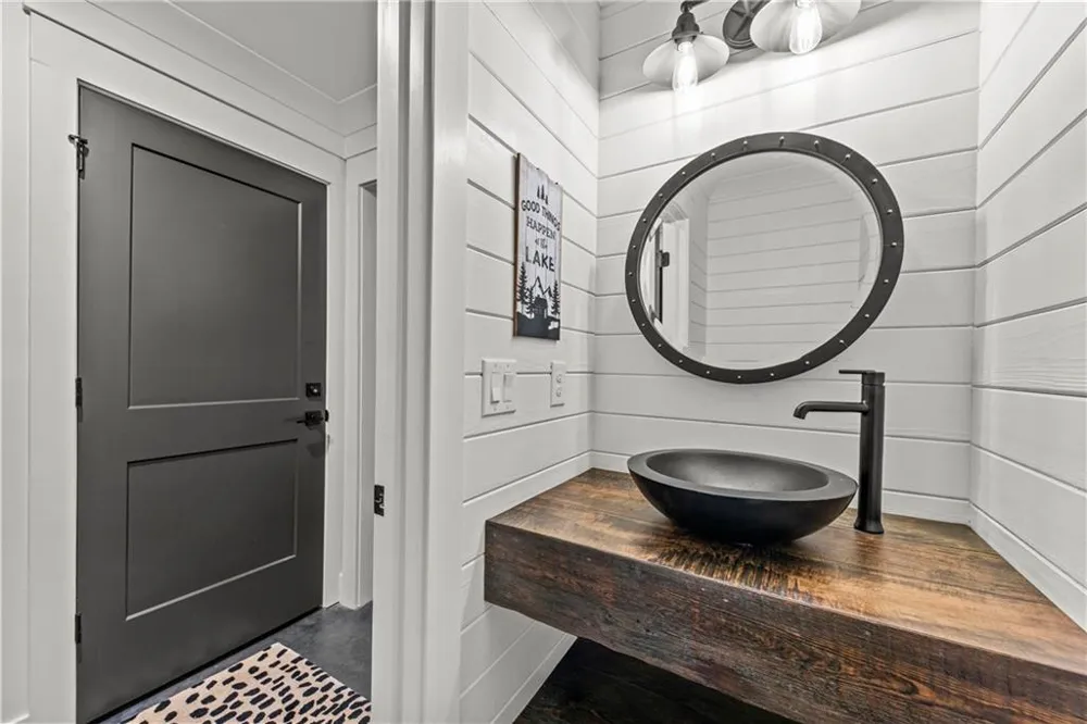 1951 Northwoods Drive Greensboro, GA 30642