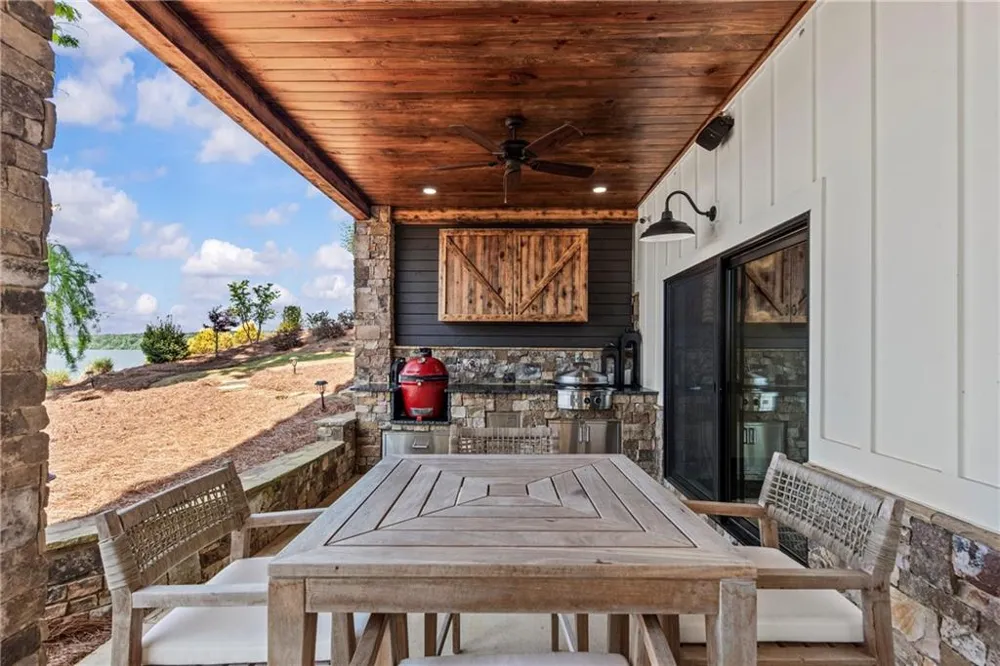 1951 Northwoods Drive Greensboro, GA 30642