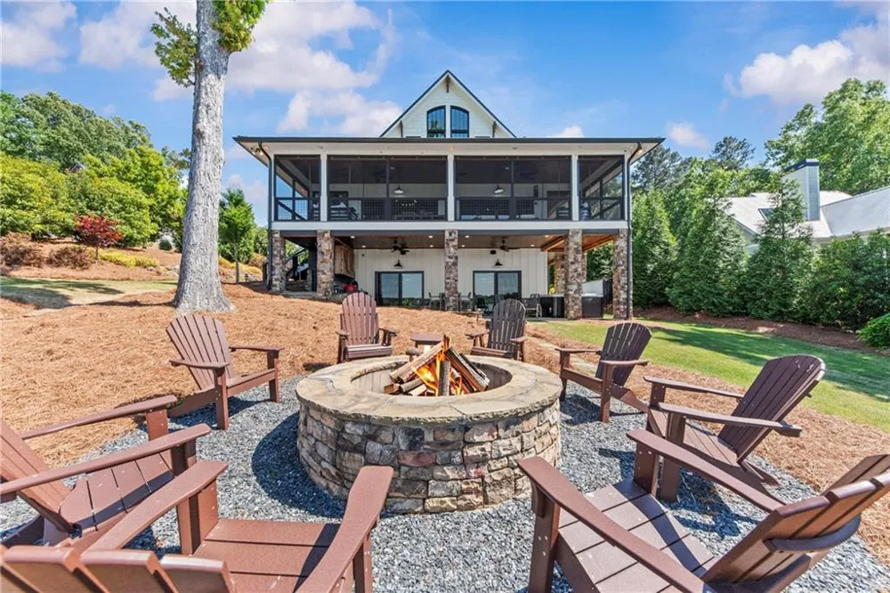 1951 Northwoods Drive Greensboro, GA 30642