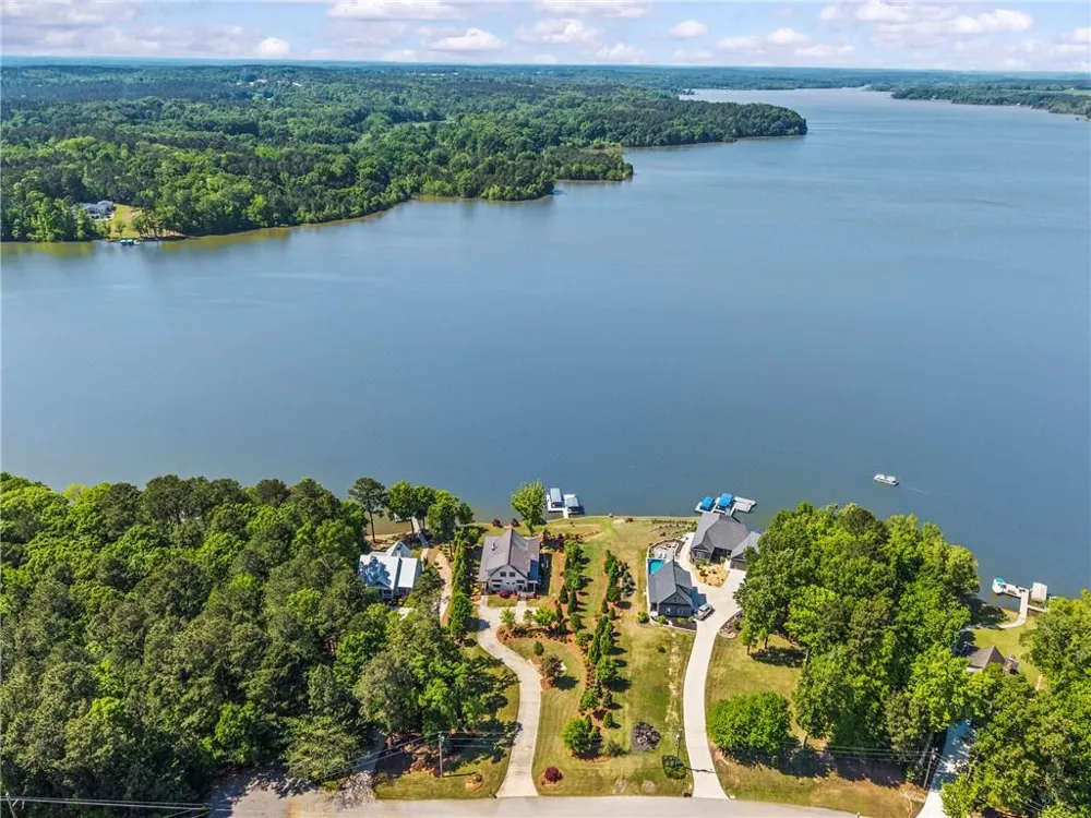 1951 Northwoods Drive Greensboro, GA 30642