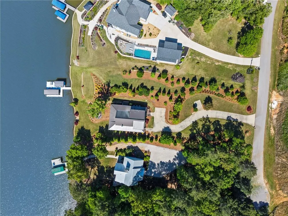 1951 Northwoods Drive Greensboro, GA 30642