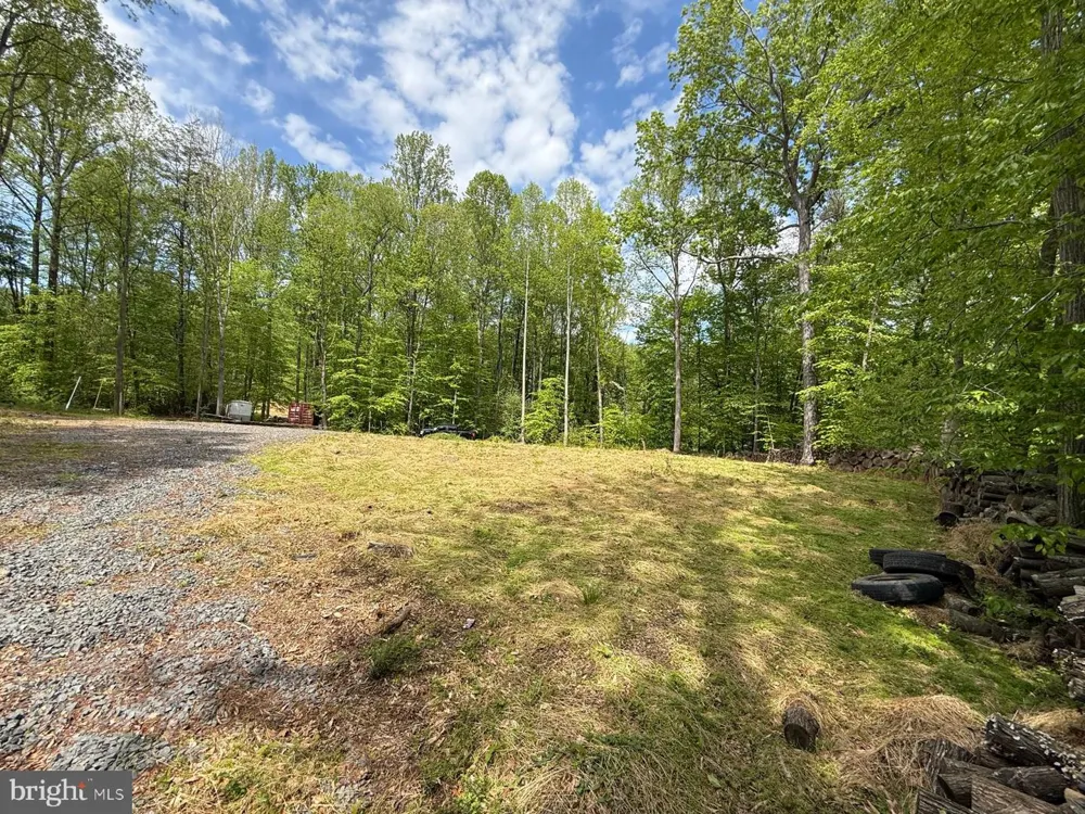 11837 LESTER ROAD Manassas, VA 20112