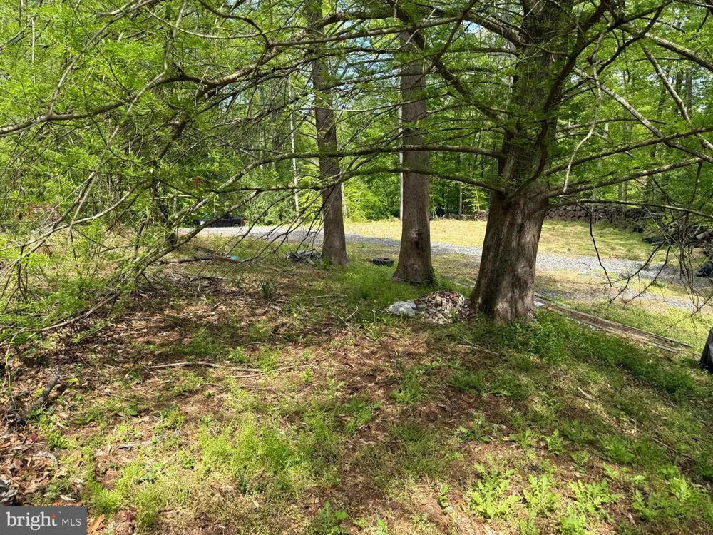 11837 LESTER ROAD Manassas, VA 20112