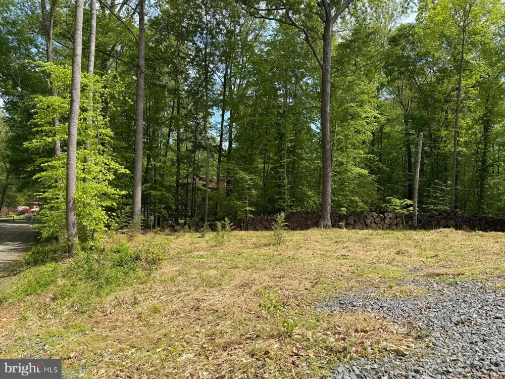 11837 LESTER ROAD Manassas, VA 20112