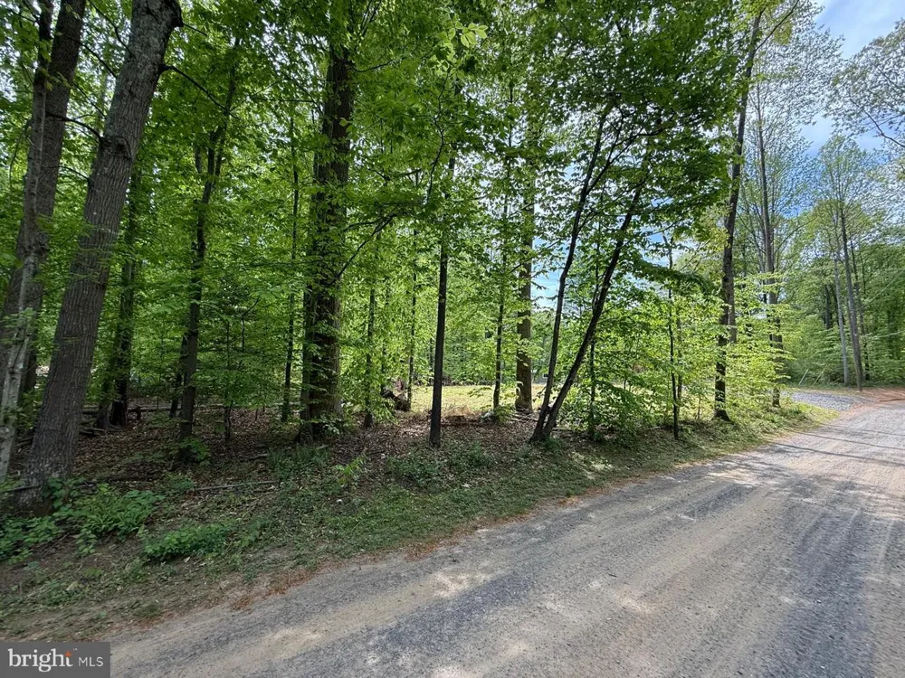 11837 LESTER ROAD Manassas, VA 20112
