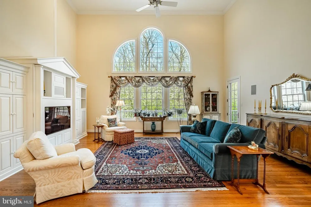 127 MONTANA DRIVE Chadds Ford, PA 19317