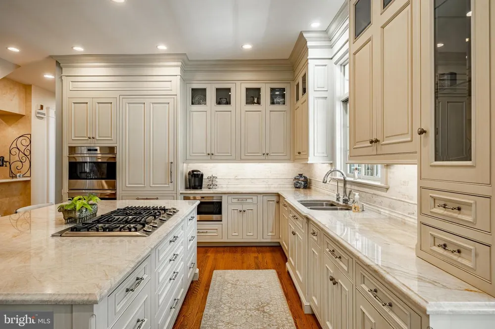 127 MONTANA DRIVE Chadds Ford, PA 19317