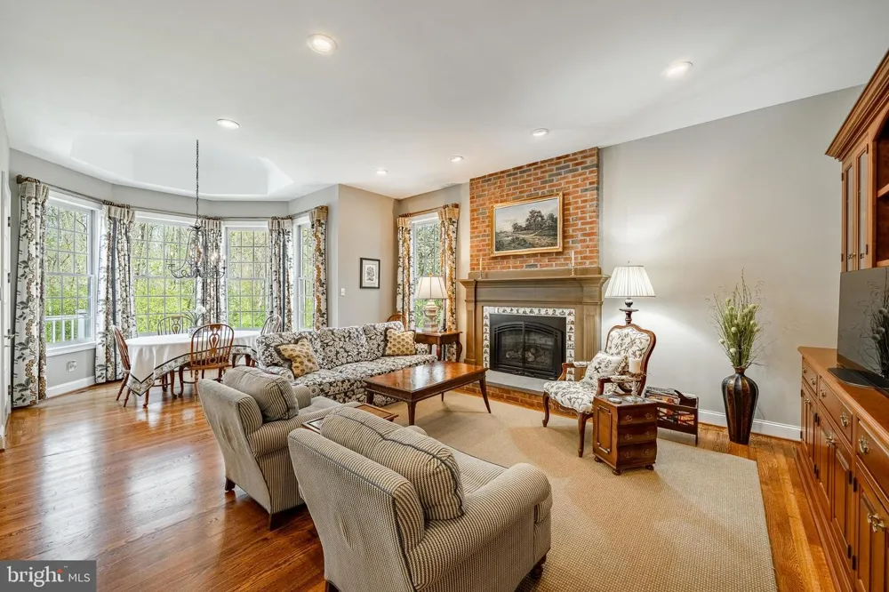 127 MONTANA DRIVE Chadds Ford, PA 19317