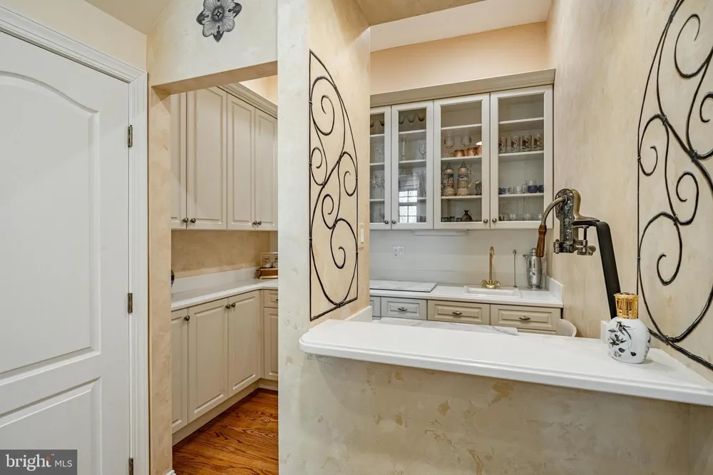 127 MONTANA DRIVE Chadds Ford, PA 19317