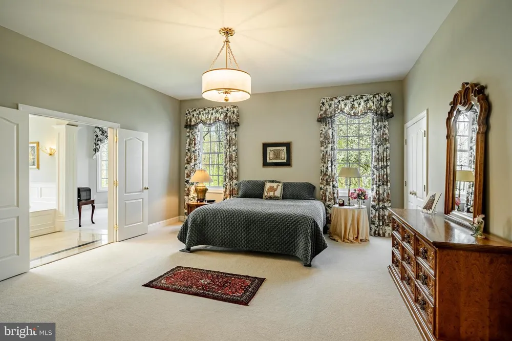 127 MONTANA DRIVE Chadds Ford, PA 19317