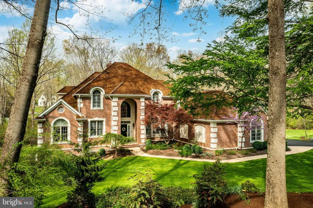 127 MONTANA DRIVE Chadds Ford, PA 19317