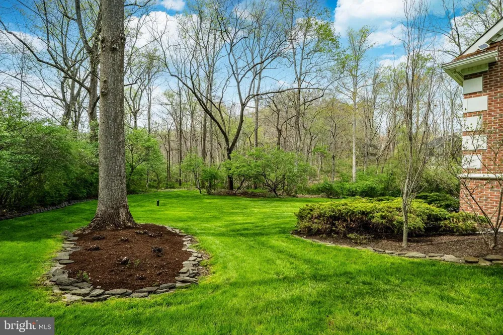 127 MONTANA DRIVE Chadds Ford, PA 19317