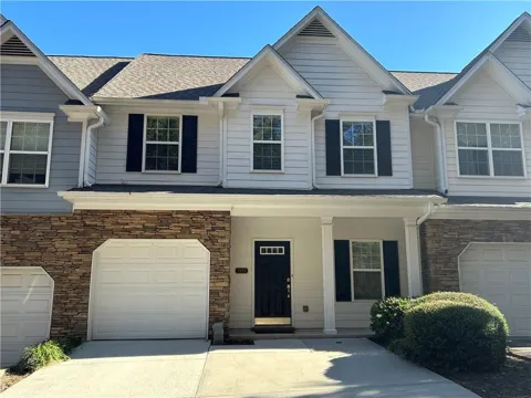 1992 Hoods Fort Circle NW #22