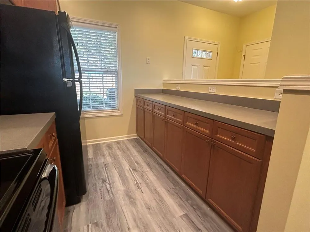 1992 Hoods Fort Circle NW #22 Kennesaw, GA 30144