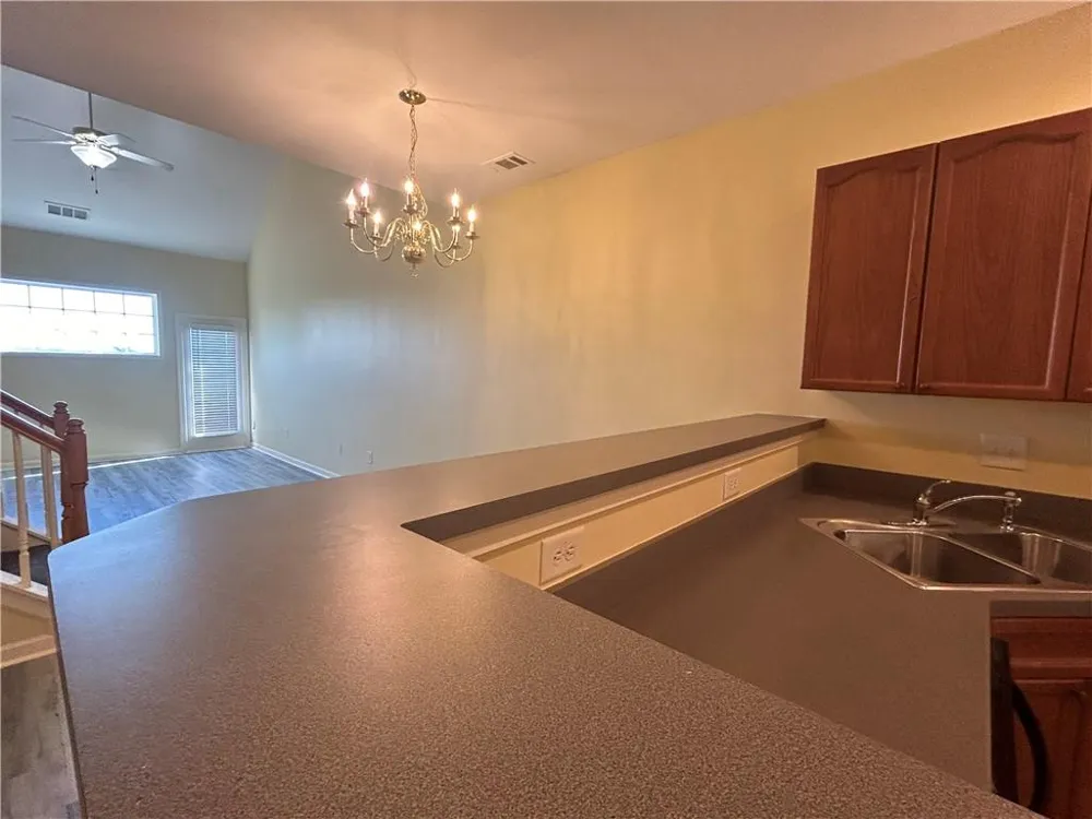 1992 Hoods Fort Circle NW #22 Kennesaw, GA 30144