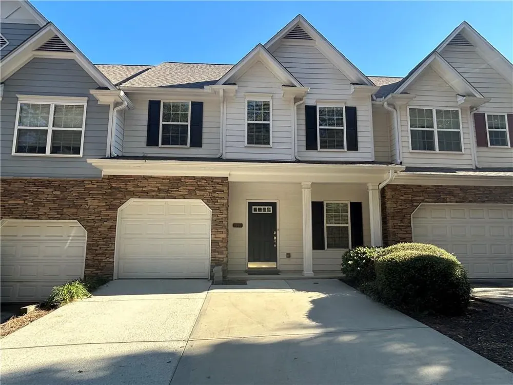 1992 Hoods Fort Circle NW #22 Kennesaw, GA 30144