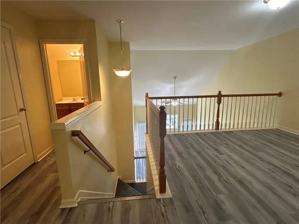 1992 Hoods Fort Circle NW #22 Kennesaw, GA 30144