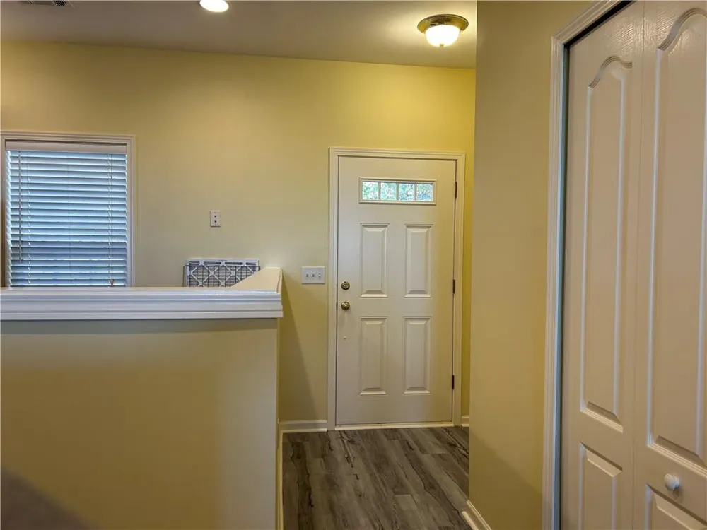 1992 Hoods Fort Circle NW #22 Kennesaw, GA 30144