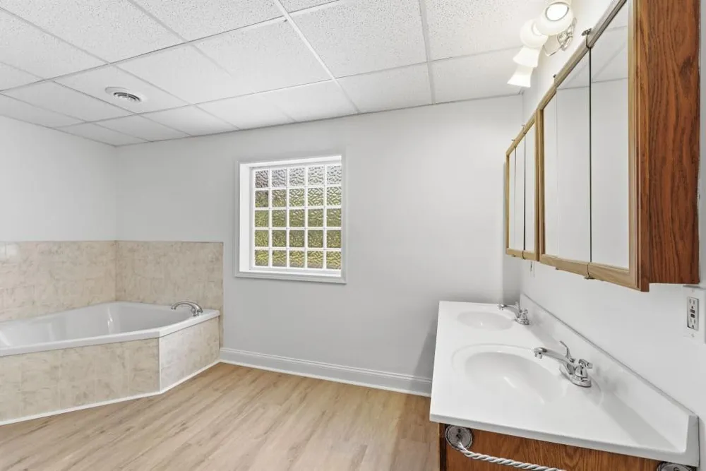 224 Old Franklin Street Roopville, GA 30170