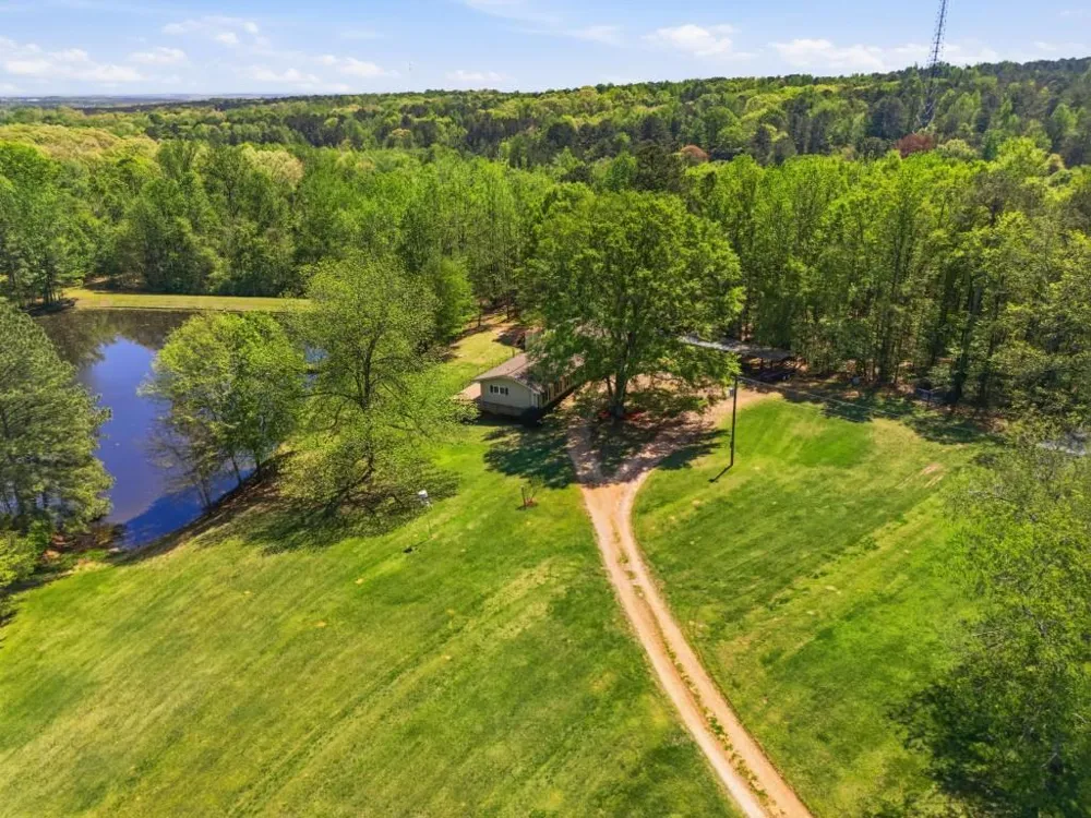 224 Old Franklin Street Roopville, GA 30170