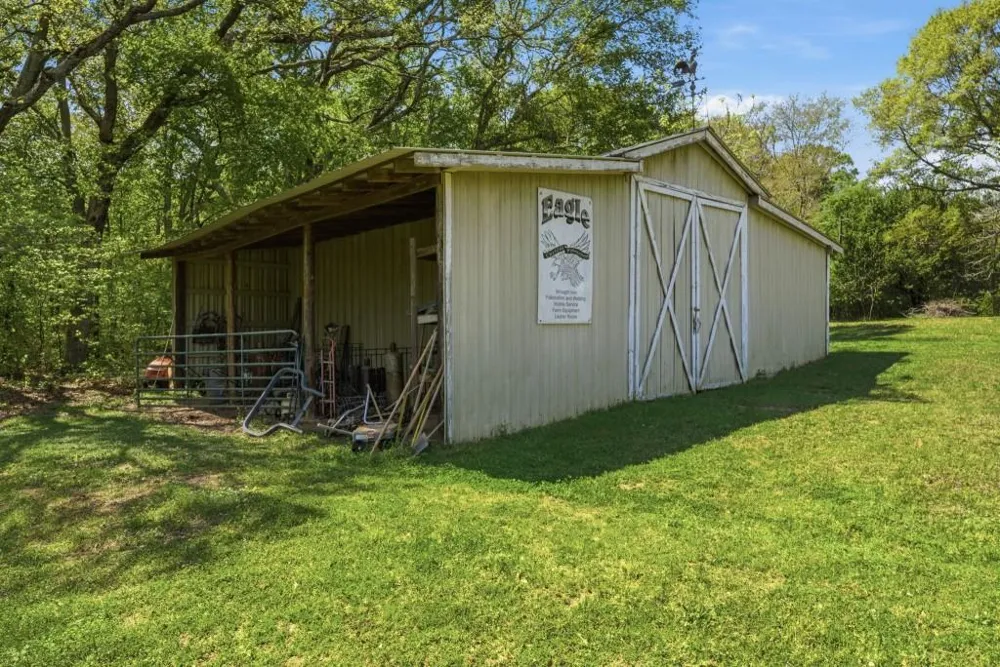 224 Old Franklin Street Roopville, GA 30170