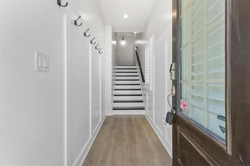 2056 Violet Lane Brookhaven, GA 30319