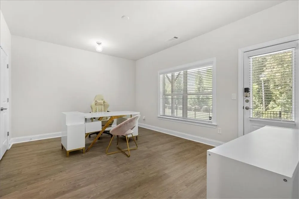 2056 Violet Lane Brookhaven, GA 30319