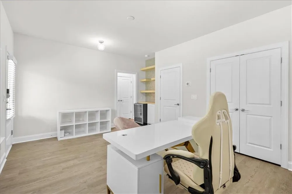 2056 Violet Lane Brookhaven, GA 30319